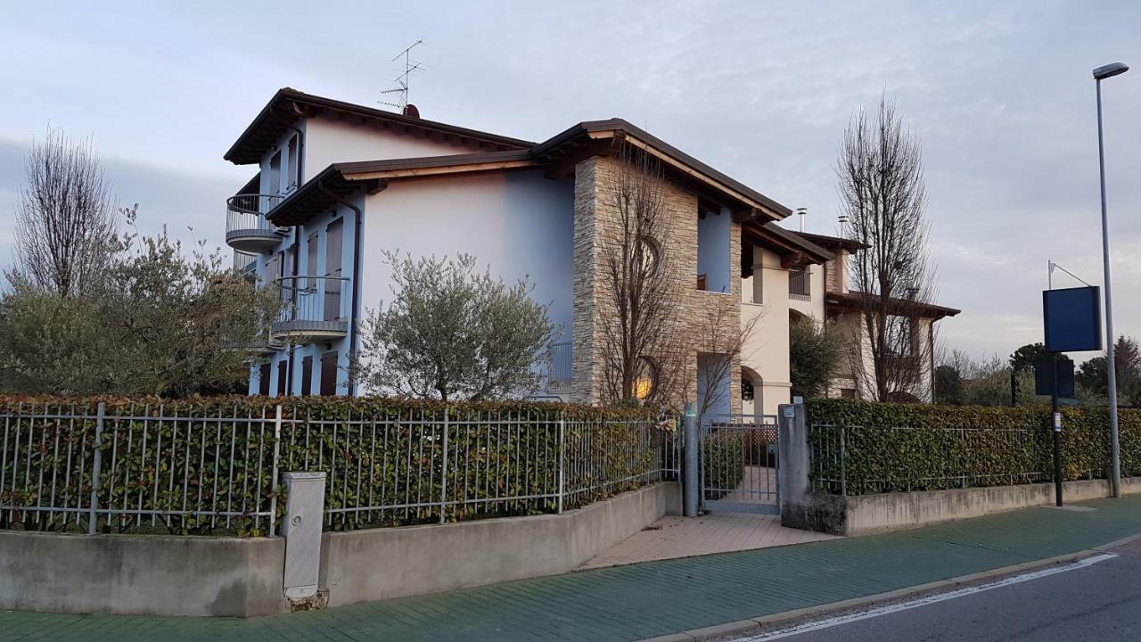 Villa Villacolle Сирмионе Екстериор снимка