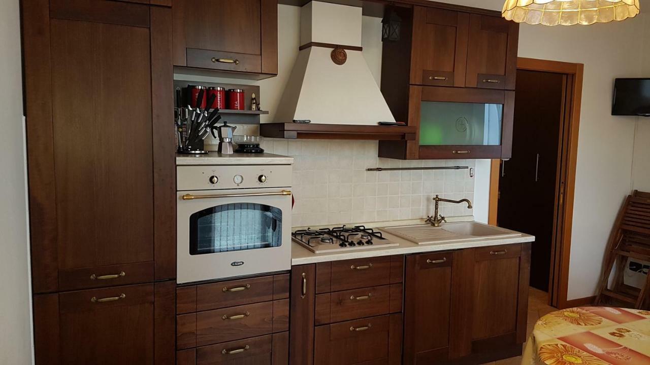 Villa Villacolle Сирмионе Екстериор снимка