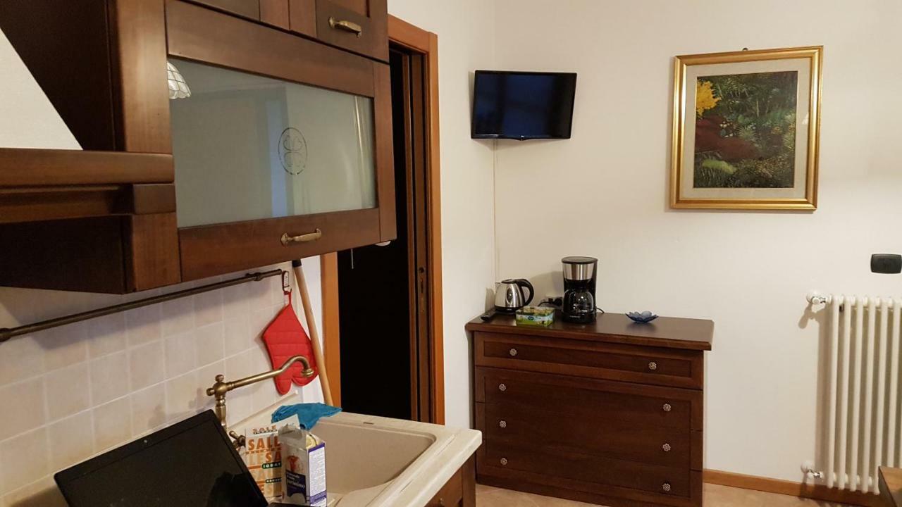 Villa Villacolle Сирмионе Екстериор снимка